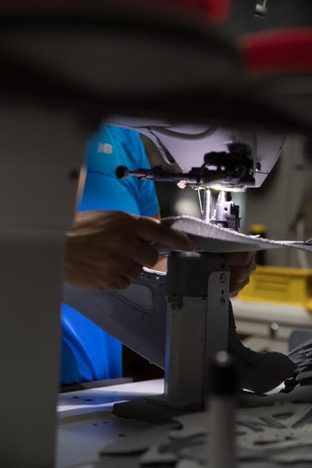 New Balance Lightweight Running/Athletic Skullcap Hat, Beanie, Cap Black