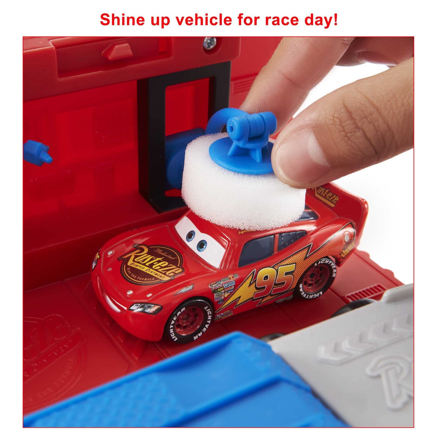 Mattel Disney and Pixar Cars Transforming Mack Playset, 2-in-1 Toy Truck & Tune-Up Station with Launcher, Lift & More, Movie-Inspired Graphics, Gift for Kids Ages 4 Years Old & Up